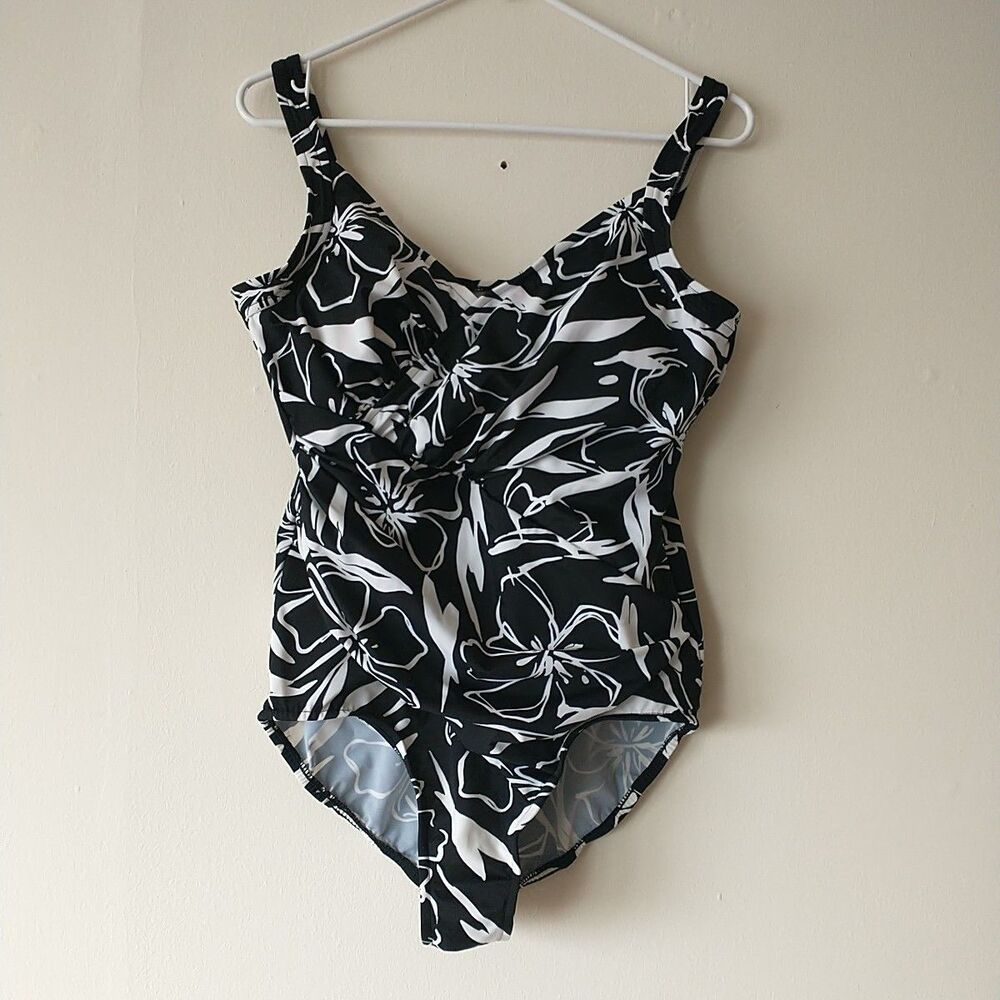 Miraclesuit One Piece Swimsuit Women 10 Floral Ruched Build in Bra Tummy Control